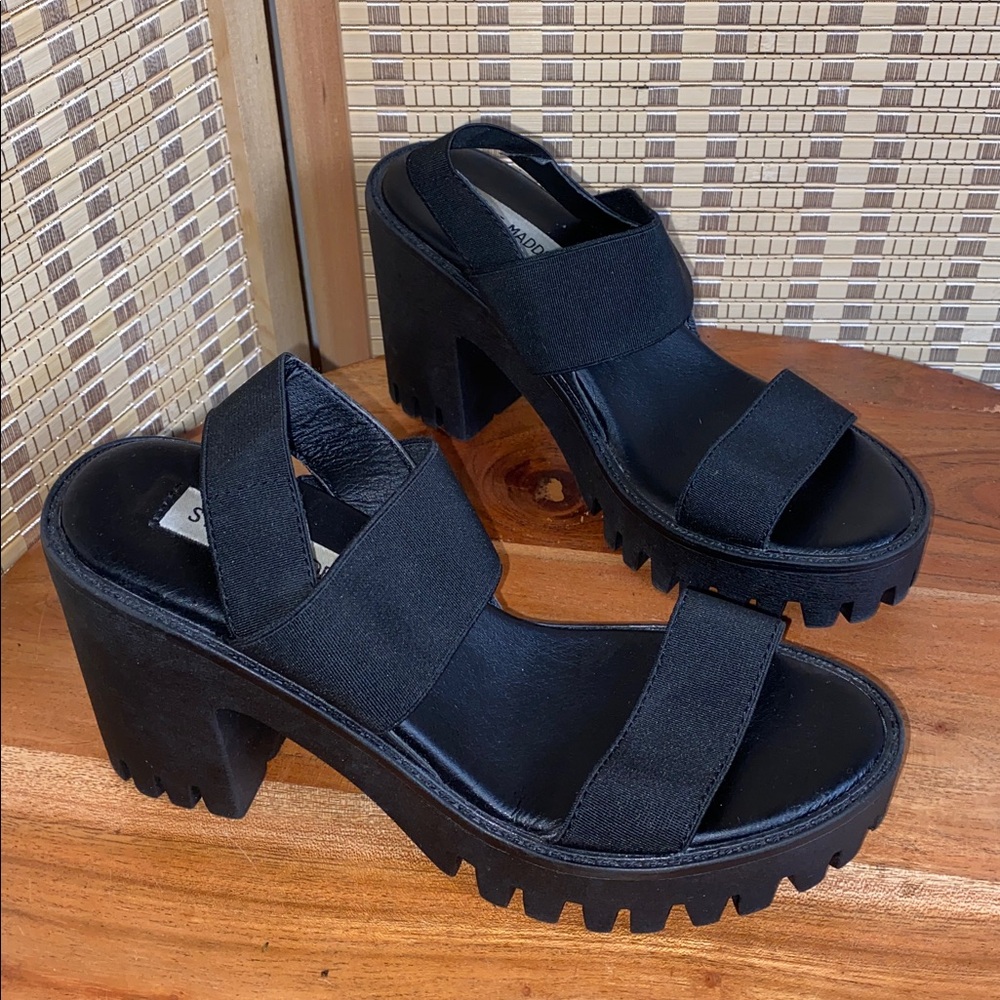 Steve Madden Woman’s 5.5 Y2K Black Platform Sandals
